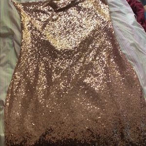 Rose gold dress didn’t fit me at the top